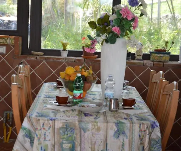 B&B Mongibeach 아치레알레